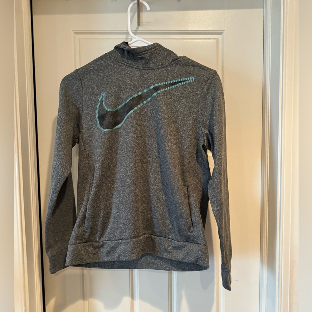 Girls Nike hoodie size large gently worn